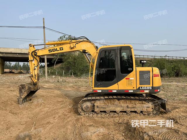 山東臨工E685F挖掘機