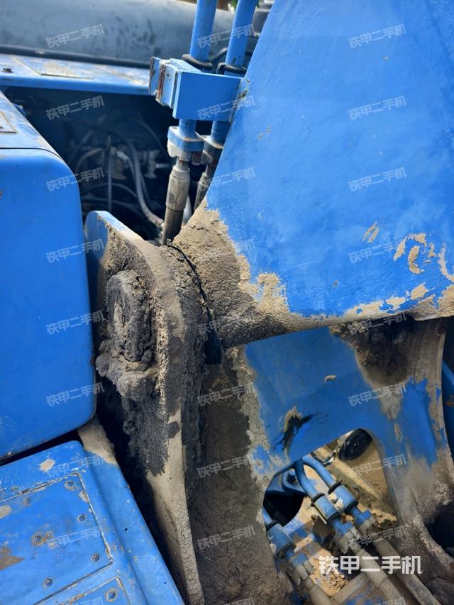 大臂根部 斜视（工作和回转装置）