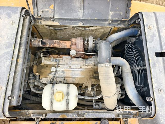 發(fā)動機室(上車部件) 發(fā)動機室(上車部件)