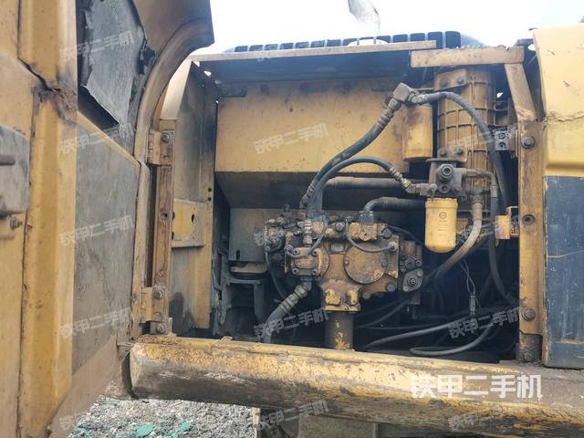 液壓泵室(大件艙室) 液壓泵室(大件艙室)