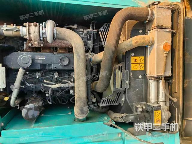 發(fā)動機(jī)整體俯視（整機(jī)外觀）