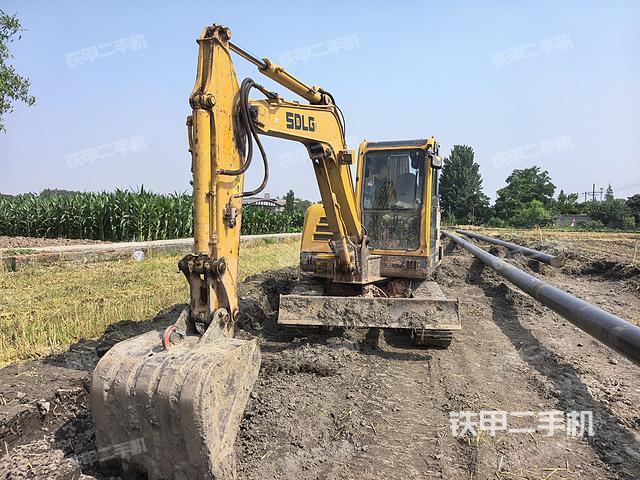 山東臨工60挖掘機(jī)