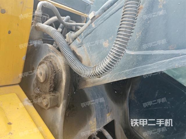 大臂根部 斜视（工作和回转装置）