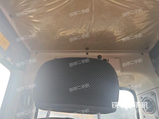 座椅后部（驾驶室部分）