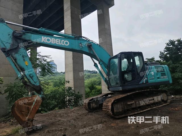 神鋼SK200-10挖掘機