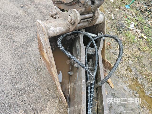 鏟斗右后整體（工作和回轉裝置）