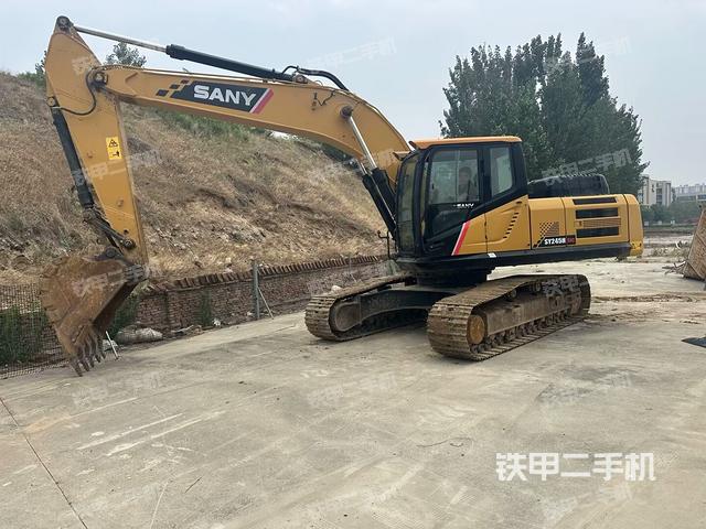 三一重工SY245H挖掘機