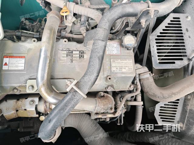 氣門室蓋螺絲特寫（上車部件）