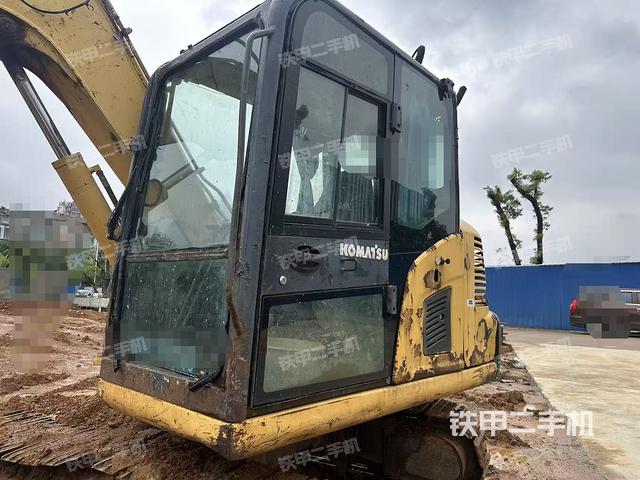 小松PC60-8挖掘機(jī)
