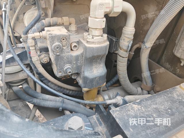 液壓泵室(大件艙室) 液壓泵室(大件艙室)