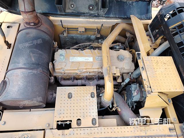 发动机整体俯视（整机外观）