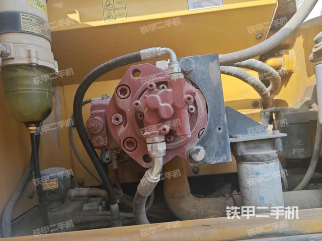 液压泵斜45 左（大件舱室）