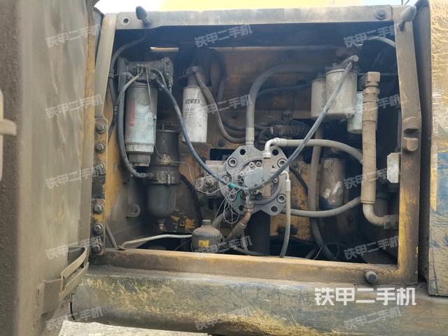 液壓泵室(大件艙室) 液壓泵室(大件艙室)