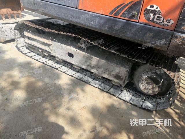 左側(cè)履帶整體?(行走機(jī)構(gòu)) 左側(cè)履帶整體?(行走機(jī)構(gòu))