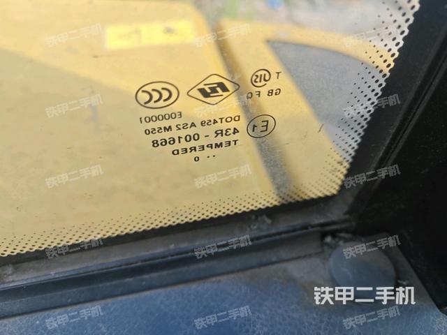 后窗玻璃角標(biāo)(駕駛室部分) 后窗玻璃角標(biāo)(駕駛室部分)