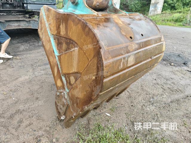 鏟斗45度（工作和回轉(zhuǎn)裝置）