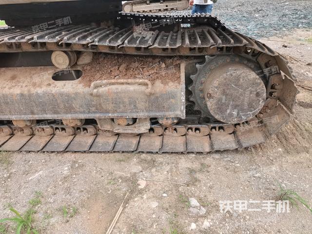 右驅(qū)動輪(行走機(jī)構(gòu)) 右驅(qū)動輪(行走機(jī)構(gòu))