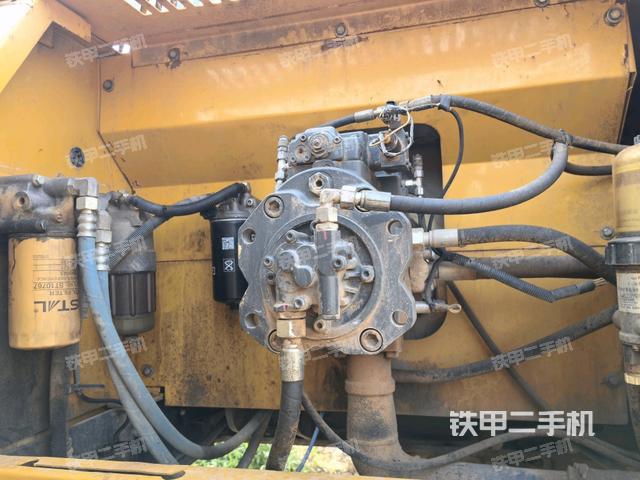 液壓泵斜45?左(大件艙室) 液壓泵斜45?左(大件艙室)