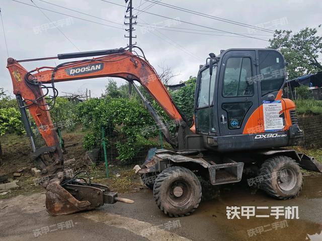 斗山DX60W-9C挖掘機(jī)