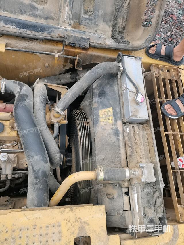 水箱+風(fēng)扇特寫(上車部件) 水箱+風(fēng)扇特寫(上車部件)