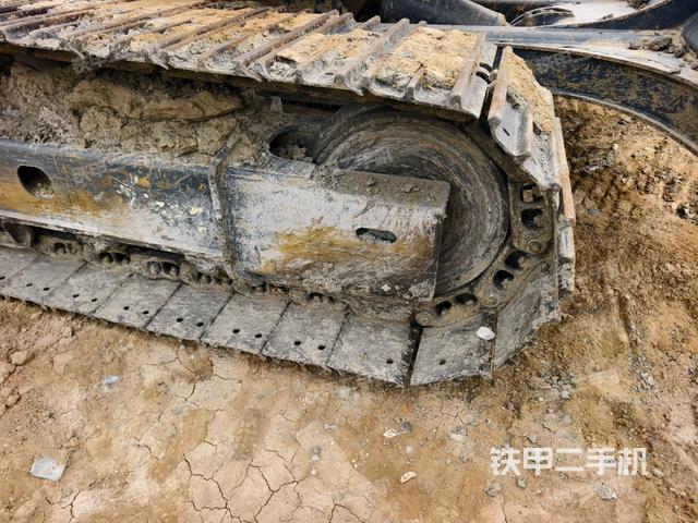 右导向轮(行走机构) 右导向轮(行走机构)