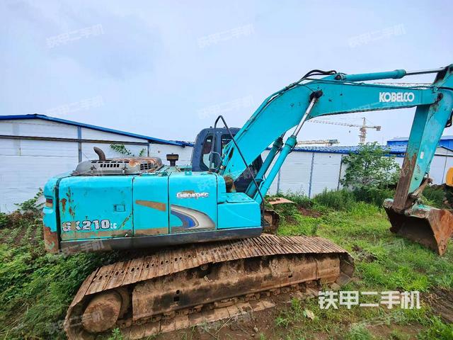 整機(jī)右后45°(整機(jī)外觀) 整機(jī)右后45°(整機(jī)外觀)