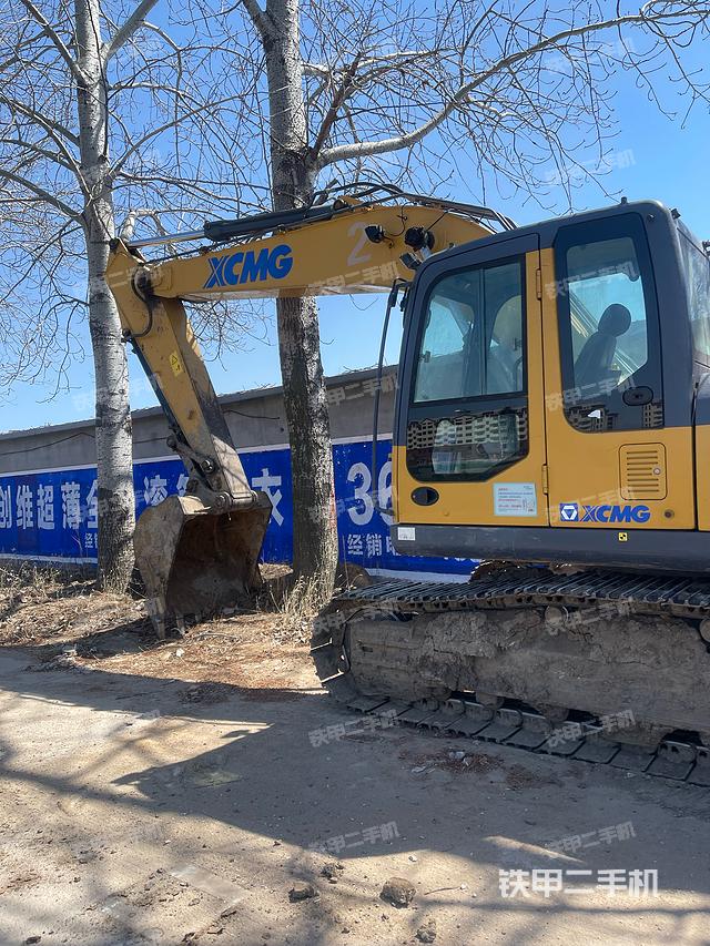 駕駛室整體（整機(jī)外觀）