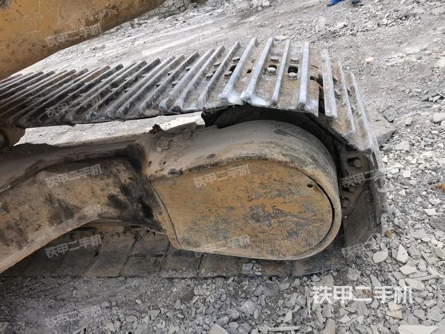 右側(cè)行走馬達(dá)蓋板(行走機(jī)構(gòu)) 右側(cè)行走馬達(dá)蓋板(行走機(jī)構(gòu))