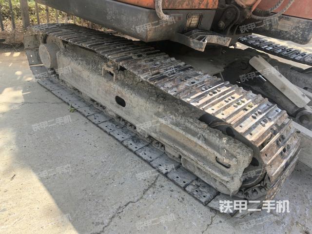 右側(cè)履帶整體?(行走機(jī)構(gòu)) 右側(cè)履帶整體?(行走機(jī)構(gòu))