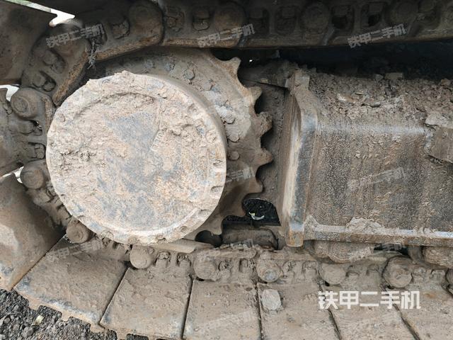 左驅(qū)動(dòng)輪（行走機(jī)構(gòu)）