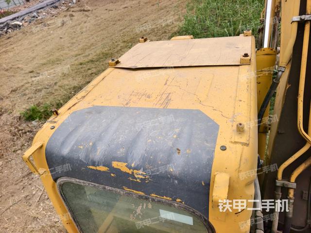 駕駛室頂部俯視(上車部件) 駕駛室頂部俯視(上車部件)