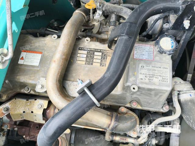 发动机室(上车部件) 发动机室(上车部件)