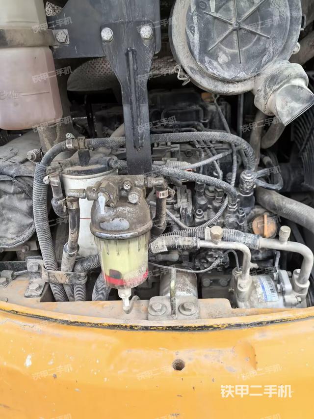 发动机整体俯视（整机外观）