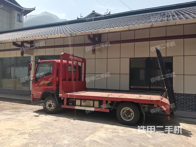 整机右后45°（设备外观及核心部件）