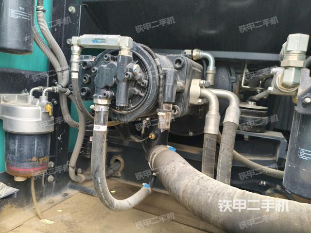 液压泵斜45 左(大件舱室) 液压泵斜45 左(大件舱室)