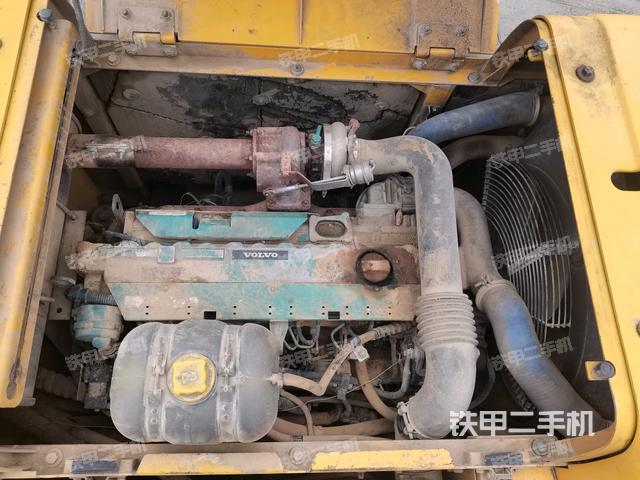 發(fā)動機(jī)室(上車部件) 發(fā)動機(jī)室(上車部件)
