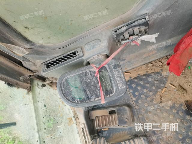 顯示屏?(駕駛室部分) 顯示屏?(駕駛室部分)