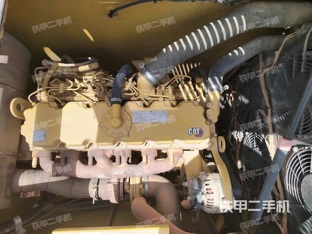 發(fā)動(dòng)機(jī)整體俯視(整機(jī)外觀) 發(fā)動(dòng)機(jī)整體俯視(整機(jī)外觀)