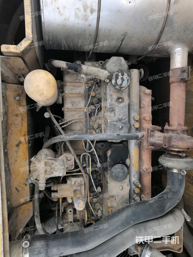 氣門室蓋螺絲特寫(上車部件) 氣門室蓋螺絲特寫(上車部件)