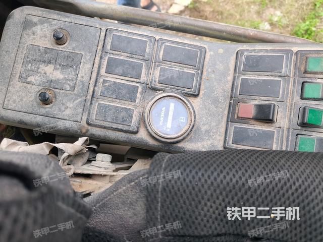 小時(shí)表(駕駛室部分) 小時(shí)表(駕駛室部分)