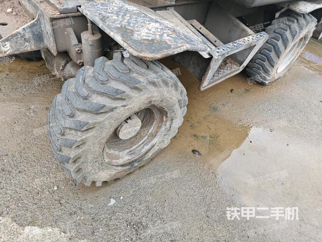 轉盤和下車架正前（工作和回轉裝置）