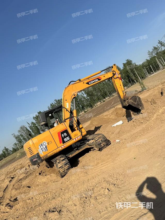 整機右后45°(整機外觀) 整機右后45°(整機外觀)