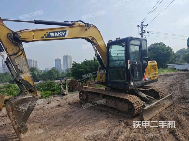 三一重工SY75C挖掘機(jī)
