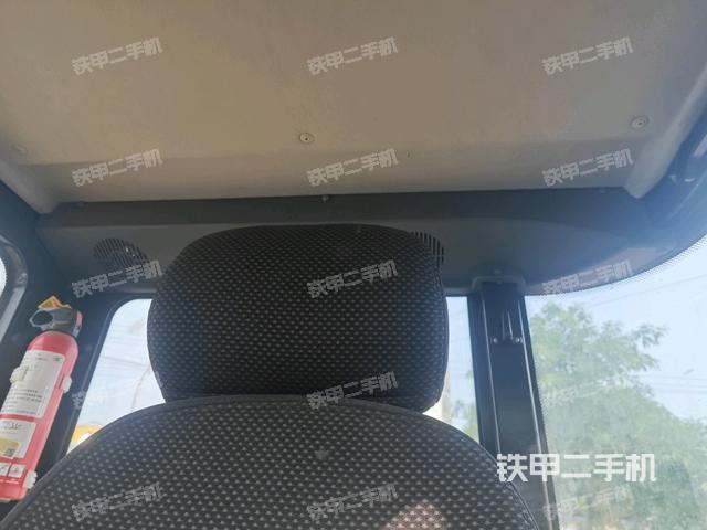 座椅后部(駕駛室部分) 座椅后部(駕駛室部分)