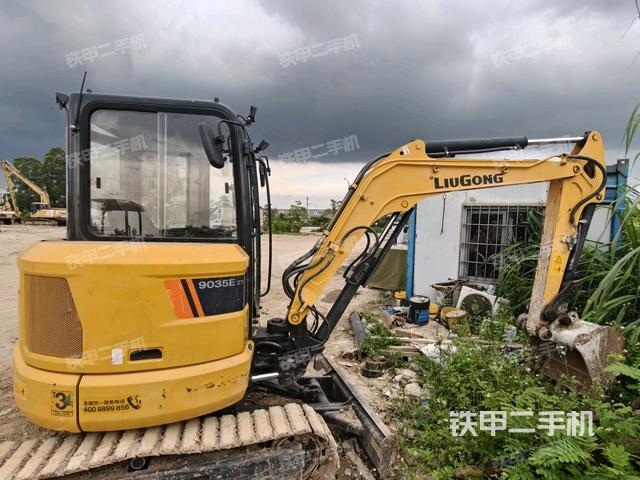 右前45(整机外观) 右前45(整机外观)