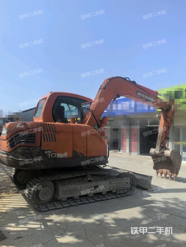 右后45(整機(jī)外觀) 右后45(整機(jī)外觀)