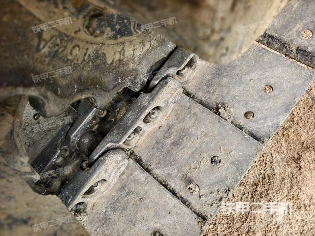 左侧行走马达盖板(行走机构) 左侧行走马达盖板(行走机构)