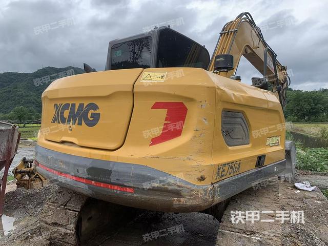 整機(jī)右后45°(整機(jī)外觀) 整機(jī)右后45°(整機(jī)外觀)