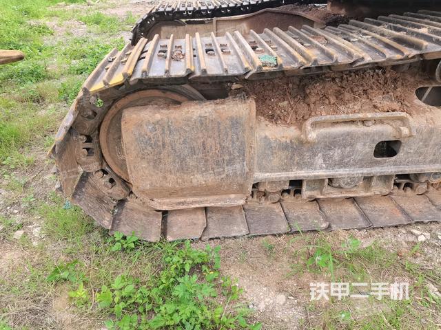 左驅(qū)動輪(行走機(jī)構(gòu)) 左驅(qū)動輪(行走機(jī)構(gòu))