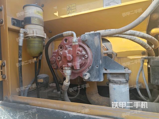 液压泵斜45 右（大件舱室）